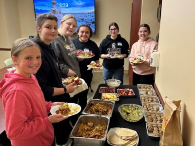 GIRL SCOUT TROOP EARNS BADGE AT MEMORIAL HOSPITAL’S HEALTH & WELLNESS CENTER